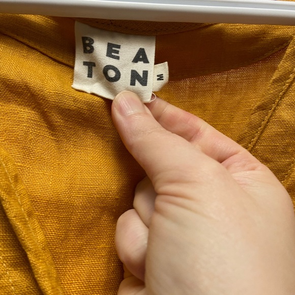 Beaton linen house dress in dandelion - Picture 2 of 6